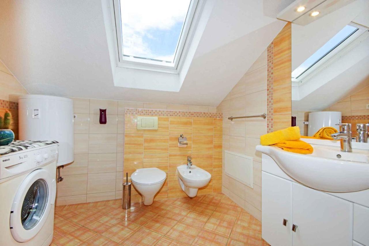 Apartman In 6683 Makarska